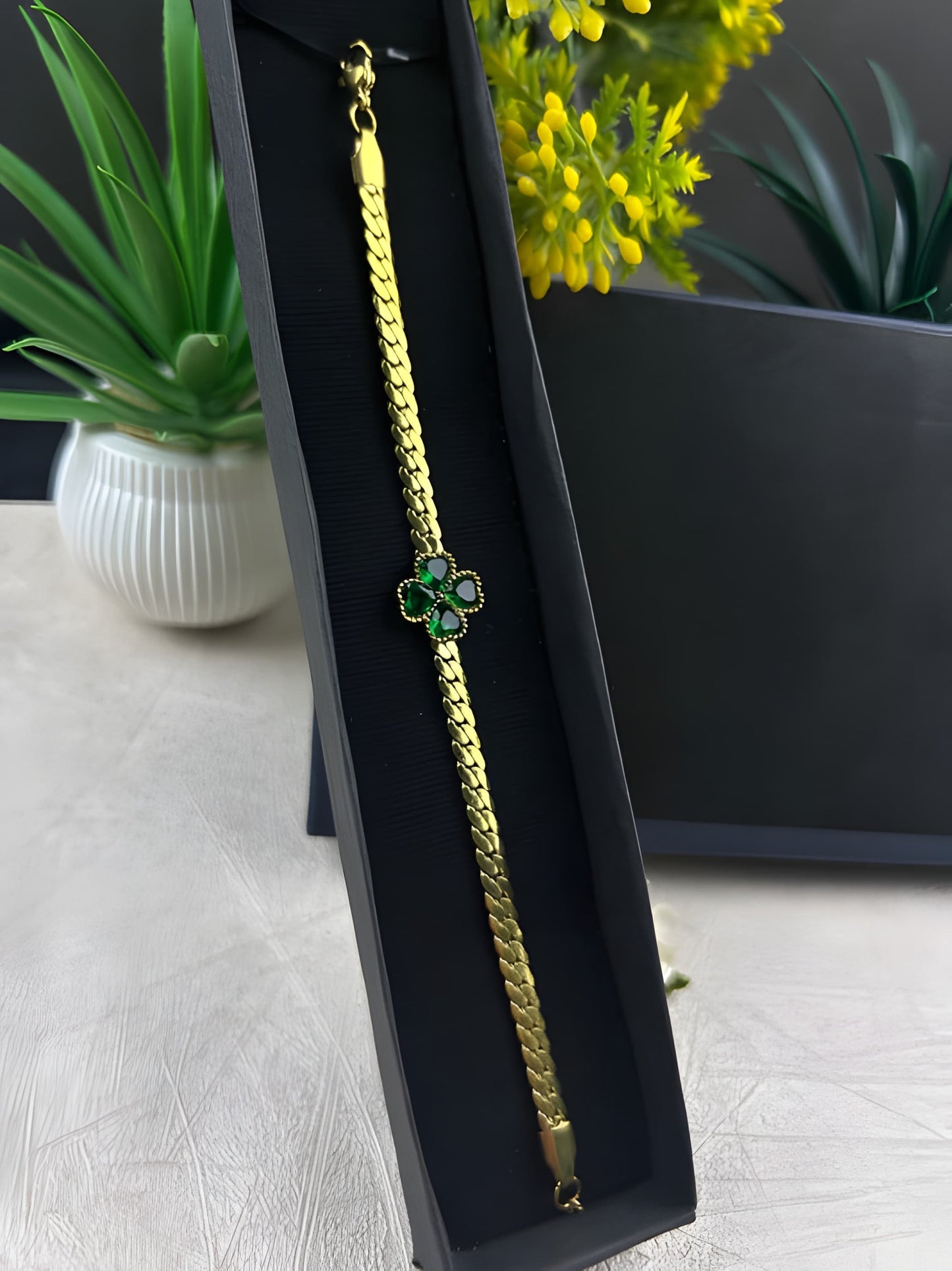 Green Four Leaf Bracelet (Stainless Steel)