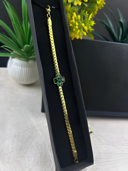 Green Four Leaf Bracelet (Stainless Steel)