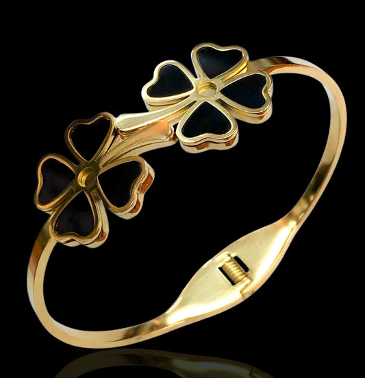 Big Four Leaf Flower Handcuff in Stainless Steel