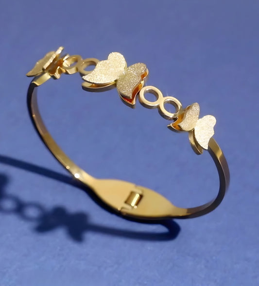 Butterfly Handcuff In Stainless Steel