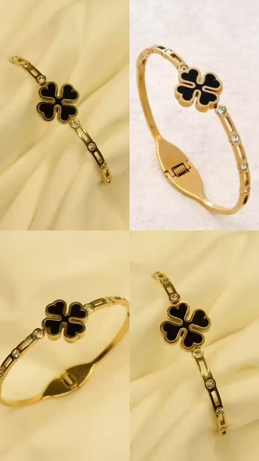 Four Leaf Sleek Handcuff