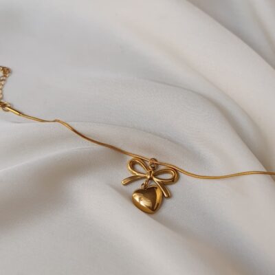 Bow-Heart Bracelet in Stainless steel