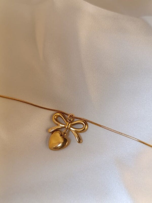 Bow-Heart Bracelet in Stainless steel